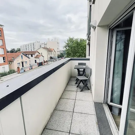 With Balcony And Wifi In